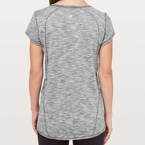 Lululemon Another Mile Short Sleeve Heathered Grey Tee Size 2